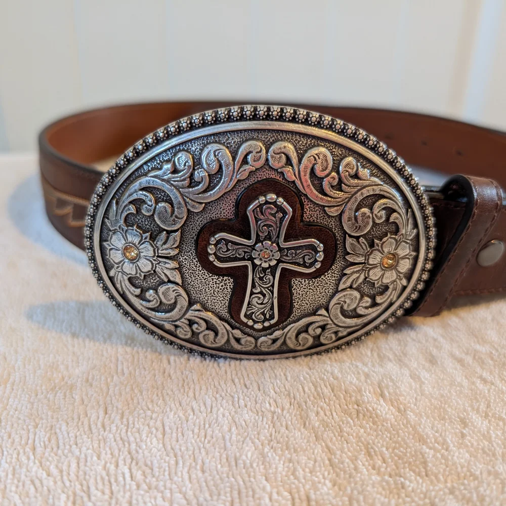 Ariat Western Belt With Cross Buckle - Picture 2 of 4